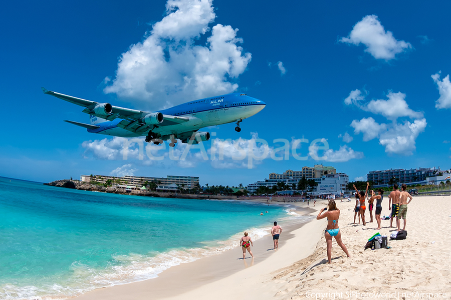 KLM - Royal Dutch Airlines Boeing 747-406 (PH-BFN) | Photo 436340