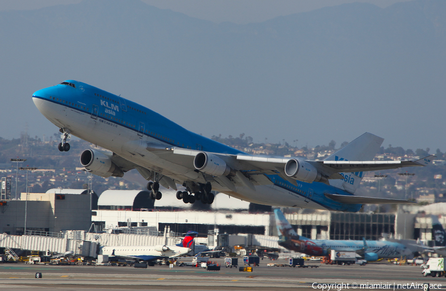 KLM - Royal Dutch Airlines Boeing 747-406(M) (PH-BFP) | Photo 77495