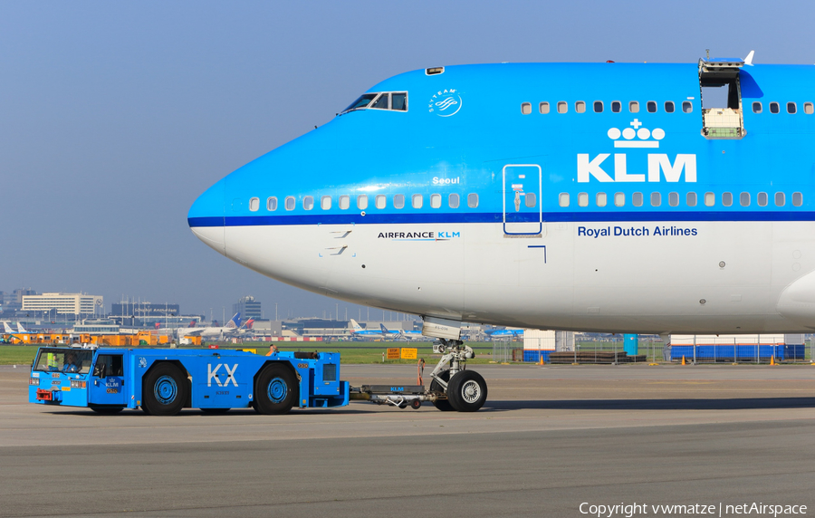 KLM - Royal Dutch Airlines Boeing 747-406(M) (PH-BFS) | Photo 122947