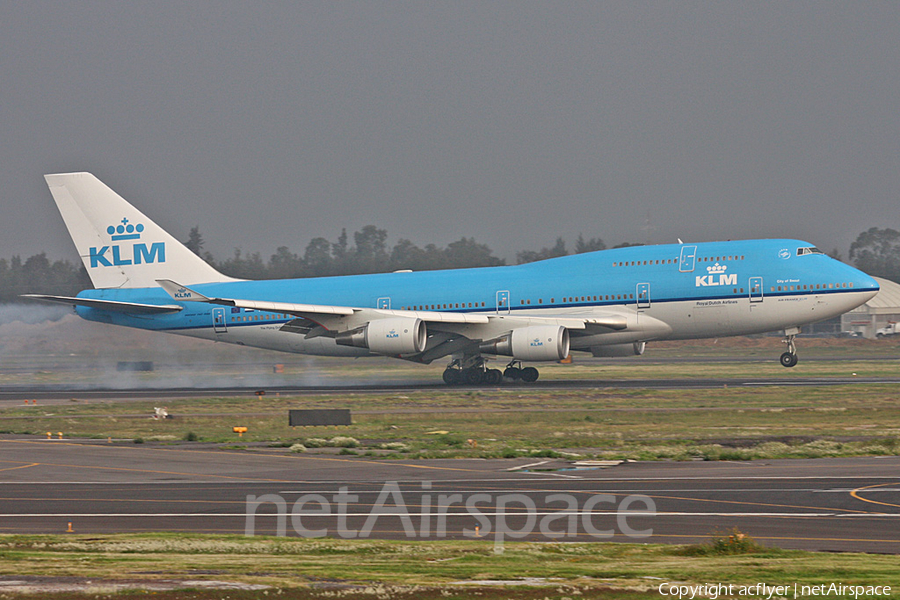 KLM - Royal Dutch Airlines Boeing 747-406(M) (PH-BFS) | Photo 198385