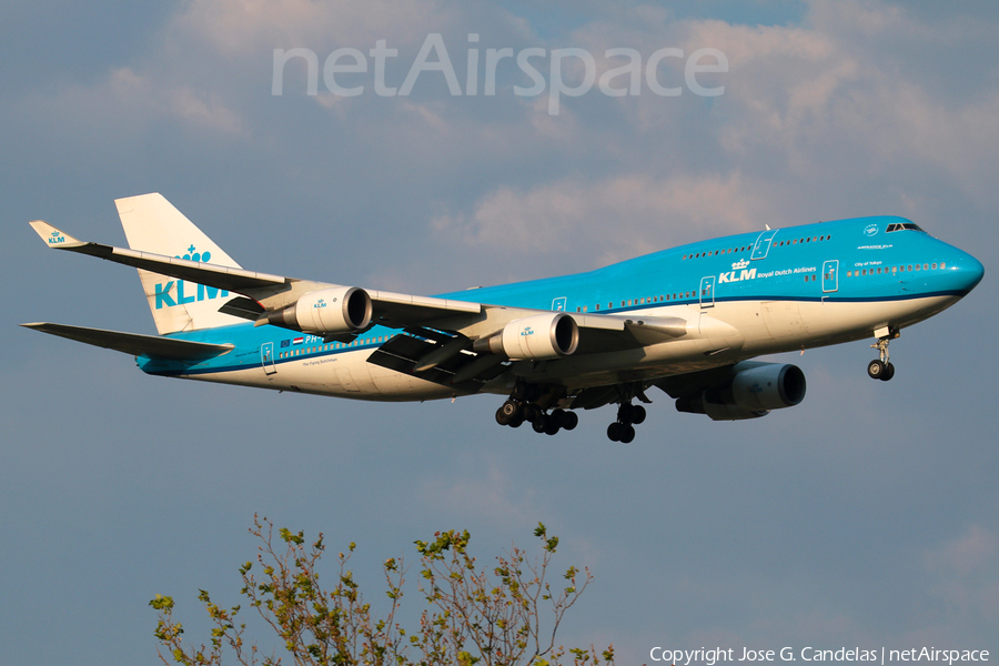 KLM - Royal Dutch Airlines Boeing 747-406(M) (PH-BFT) | Photo 169694