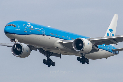 KLM - Royal Dutch Airlines Boeing 747-406(M) (PH-BFV) at  Amsterdam - Schiphol, Netherlands