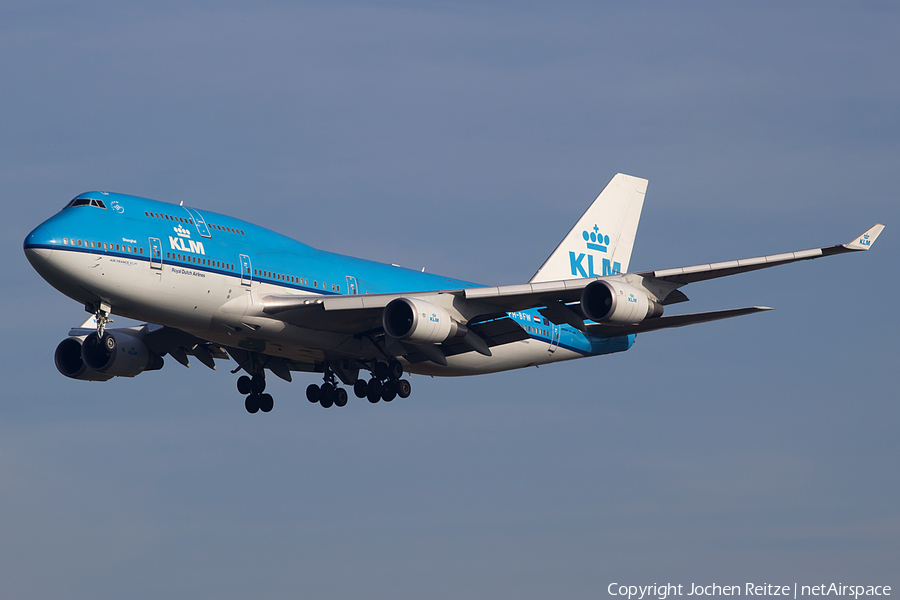 KLM - Royal Dutch Airlines Boeing 747-406(M) (PH-BFW) | Photo 82262