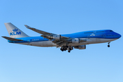 KLM - Royal Dutch Airlines Boeing 747-406(M) (PH-BFW) at  Toronto - Pearson International, Canada