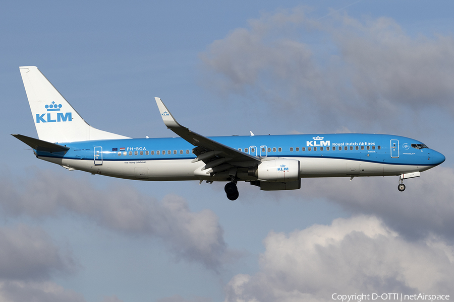 KLM - Royal Dutch Airlines Boeing 737-8K2 (PH-BGA) | Photo 530022