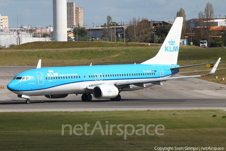 KLM - Royal Dutch Airlines Boeing 737-8K2 (PH-BGB) | Photo 315898