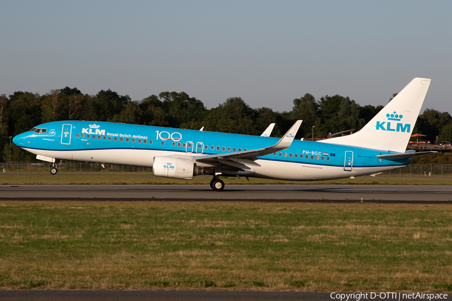 KLM - Royal Dutch Airlines Boeing 737-8K2 (PH-BGC) | Photo 343807