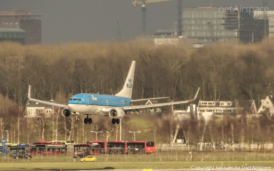 KLM - Royal Dutch Airlines Boeing 737-7K2 (PH-BGE) | Photo 148567