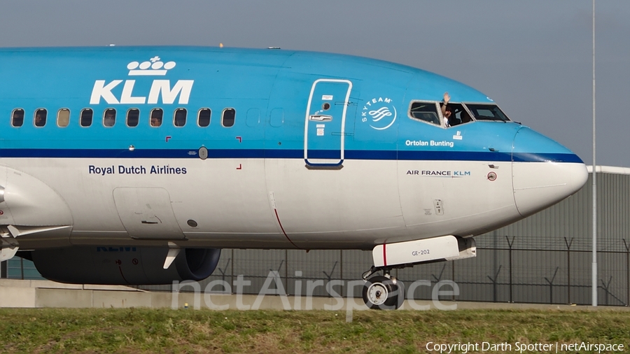 KLM - Royal Dutch Airlines Boeing 737-7K2 (PH-BGE) | Photo 225048