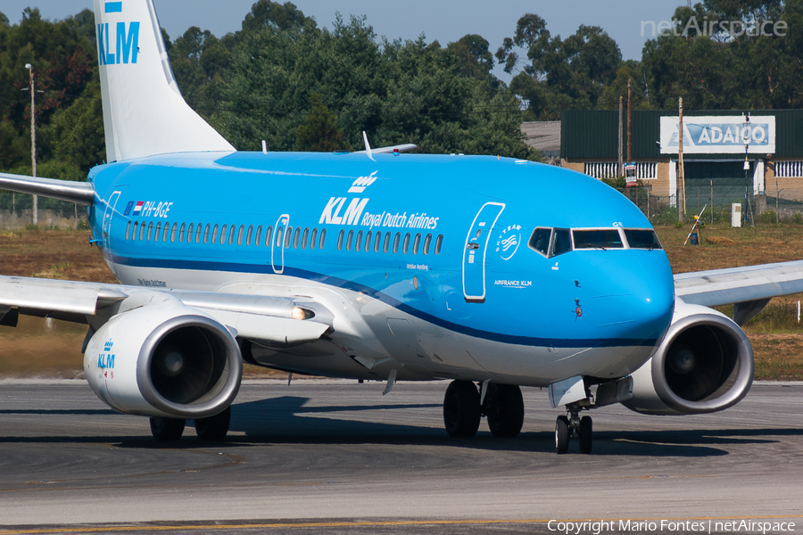 KLM - Royal Dutch Airlines Boeing 737-7K2 (PH-BGE) | Photo 177239