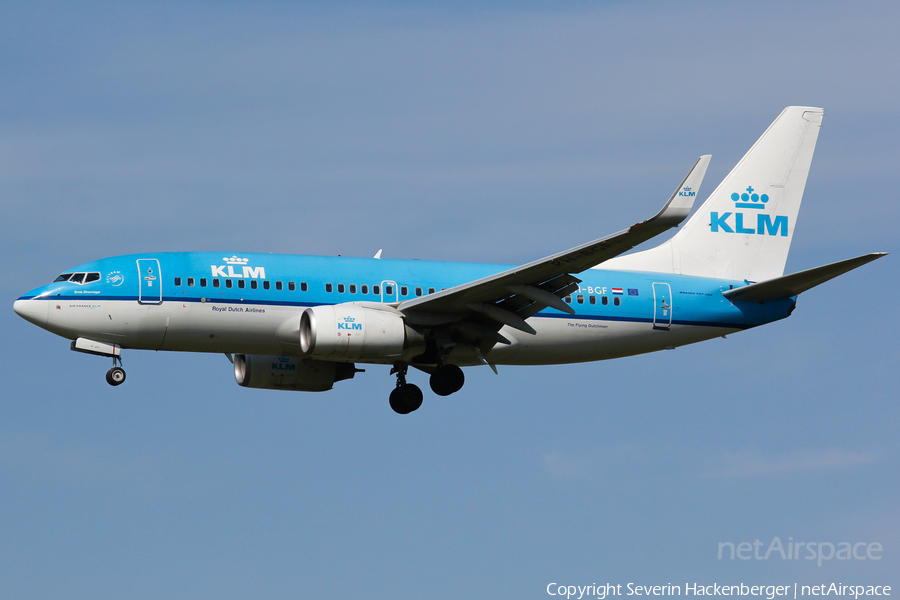 KLM - Royal Dutch Airlines Boeing 737-7K2 (PH-BGF) | Photo 237759