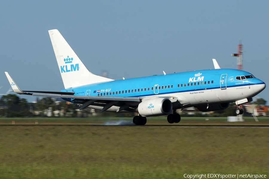 KLM - Royal Dutch Airlines Boeing 737-7K2 (PH-BGF) | Photo 291575