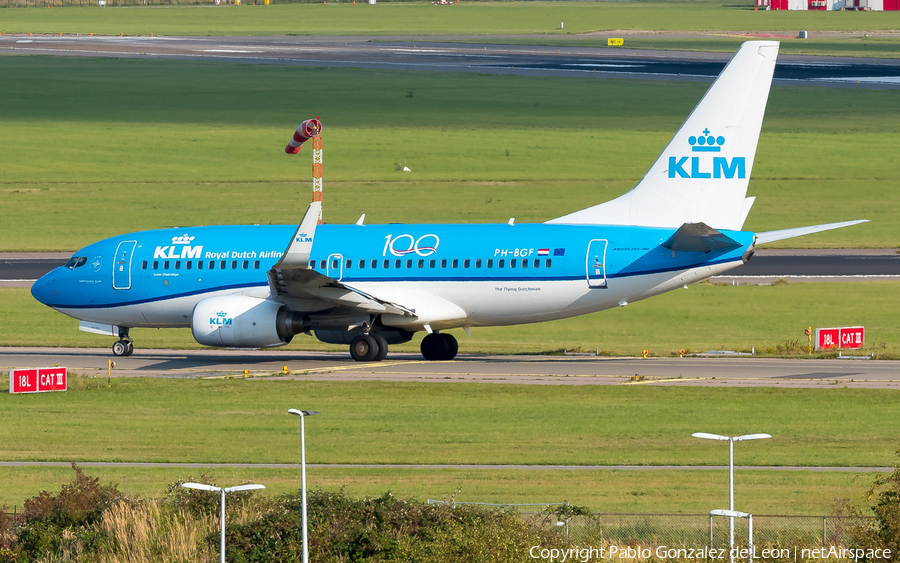 KLM - Royal Dutch Airlines Boeing 737-7K2 (PH-BGF) | Photo 350582