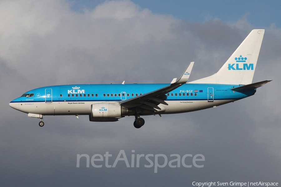 KLM - Royal Dutch Airlines Boeing 737-7K2 (PH-BGF) | Photo 45684
