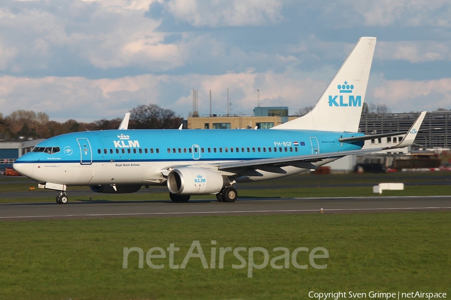 KLM - Royal Dutch Airlines Boeing 737-7K2 (PH-BGF) | Photo 74308