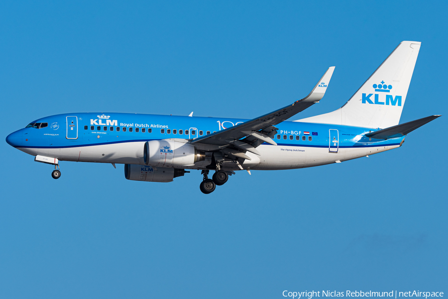 KLM - Royal Dutch Airlines Boeing 737-7K2 (PH-BGF) | Photo 368433