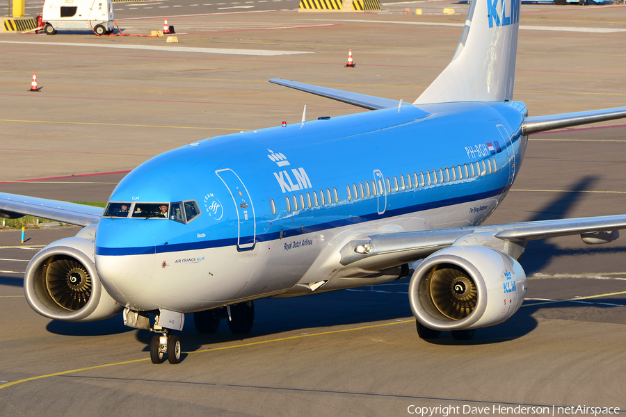 KLM - Royal Dutch Airlines Boeing 737-7K2 (PH-BGH) | Photo 32290