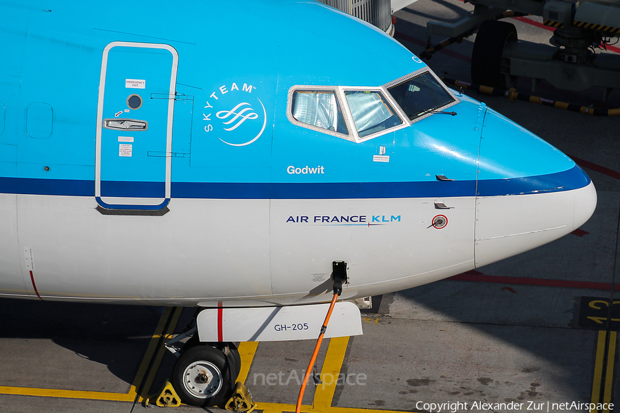 KLM - Royal Dutch Airlines Boeing 737-7K2 (PH-BGH) | Photo 433871