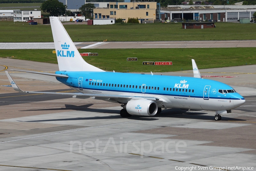 KLM - Royal Dutch Airlines Boeing 737-7K2 (PH-BGH) | Photo 48130
