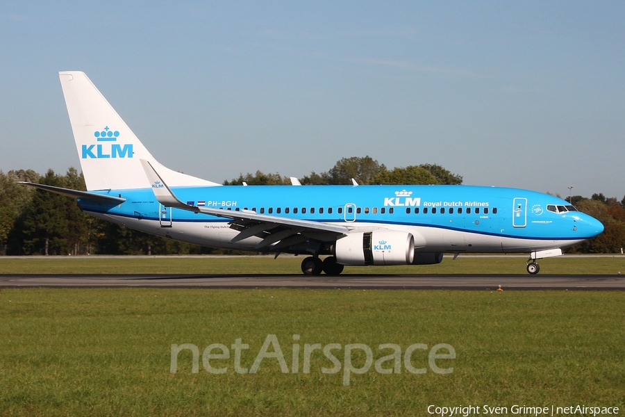 KLM - Royal Dutch Airlines Boeing 737-7K2 (PH-BGH) | Photo 267883