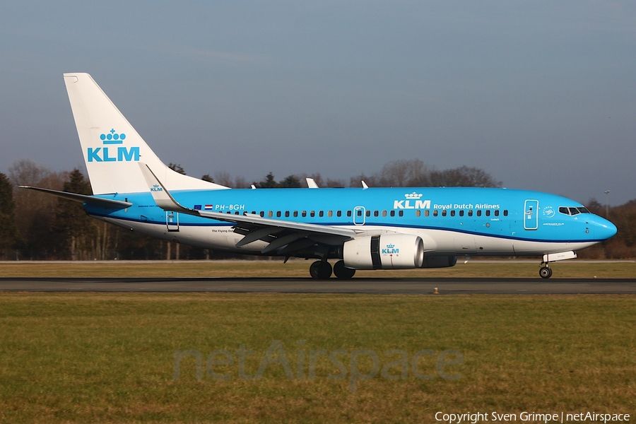 KLM - Royal Dutch Airlines Boeing 737-7K2 (PH-BGH) | Photo 563089