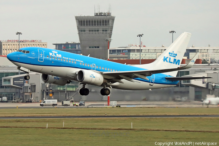 KLM - Royal Dutch Airlines Boeing 737-7K2 (PH-BGI) | Photo 482882