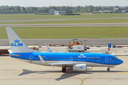 KLM - Royal Dutch Airlines Boeing 737-7K2 (PH-BGI) at  Warsaw - Frederic Chopin International, Poland