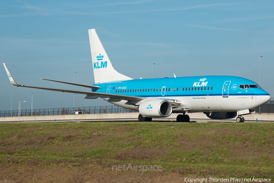 KLM - Royal Dutch Airlines Boeing 737-7K2 (PH-BGK) | Photo 64956