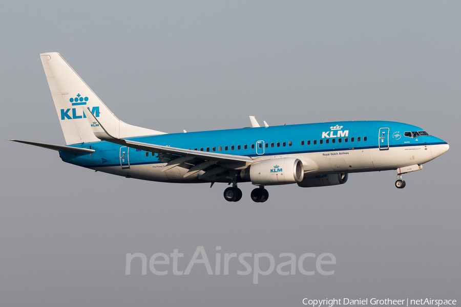 KLM - Royal Dutch Airlines Boeing 737-7K2 (PH-BGL) | Photo 331423