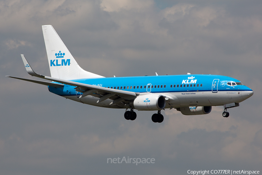 KLM - Royal Dutch Airlines Boeing 737-7K2 (PH-BGL) | Photo 54349