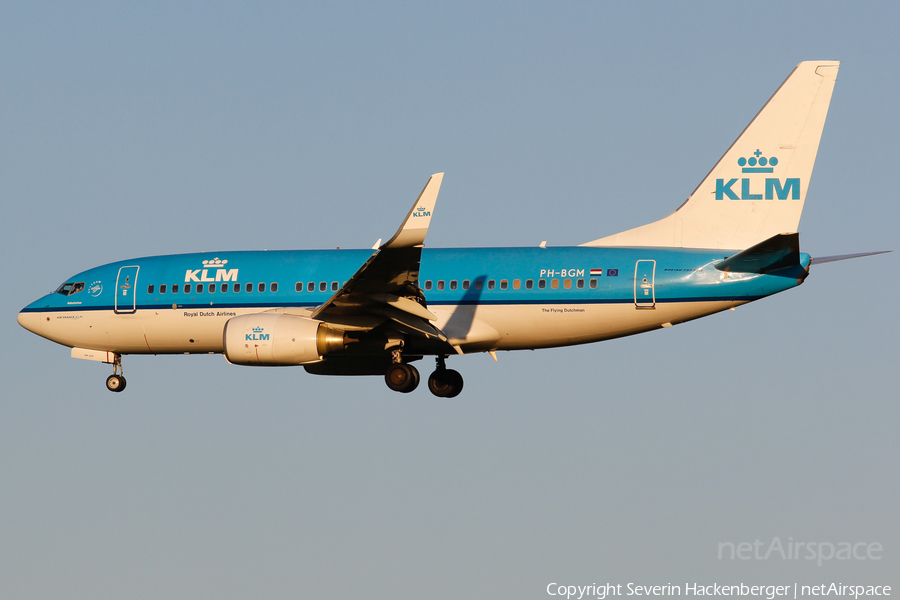 KLM - Royal Dutch Airlines Boeing 737-7K2 (PH-BGM) | Photo 237710