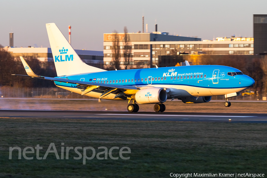 KLM - Royal Dutch Airlines Boeing 737-7K2 (PH-BGM) | Photo 521306