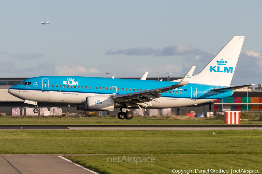 KLM - Royal Dutch Airlines Boeing 737-7K2 (PH-BGN) | Photo 116198