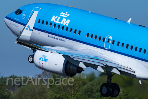 KLM - Royal Dutch Airlines Boeing 737-7K2 (PH-BGN) at  Manchester - International (Ringway), United Kingdom