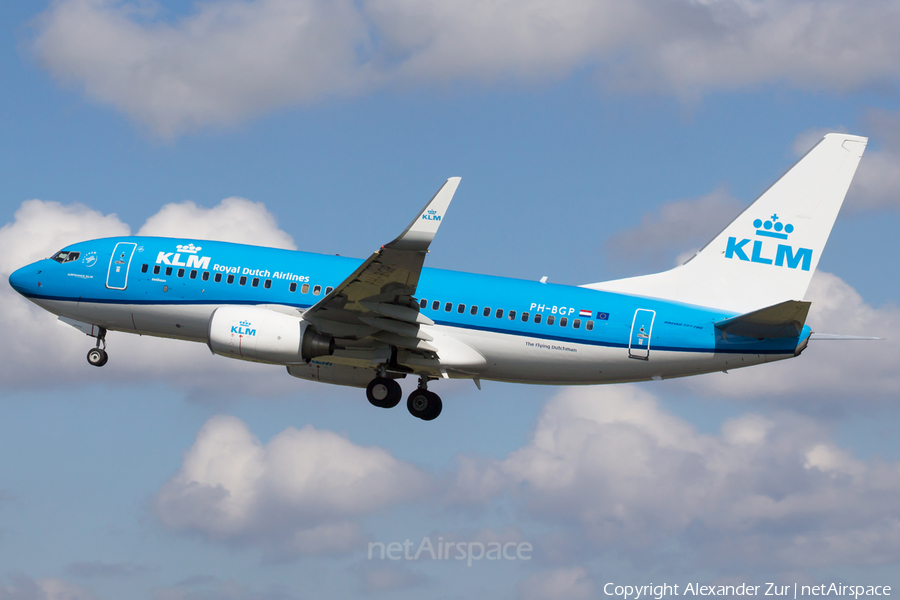 KLM - Royal Dutch Airlines Boeing 737-7K2 (PH-BGP) | Photo 120303