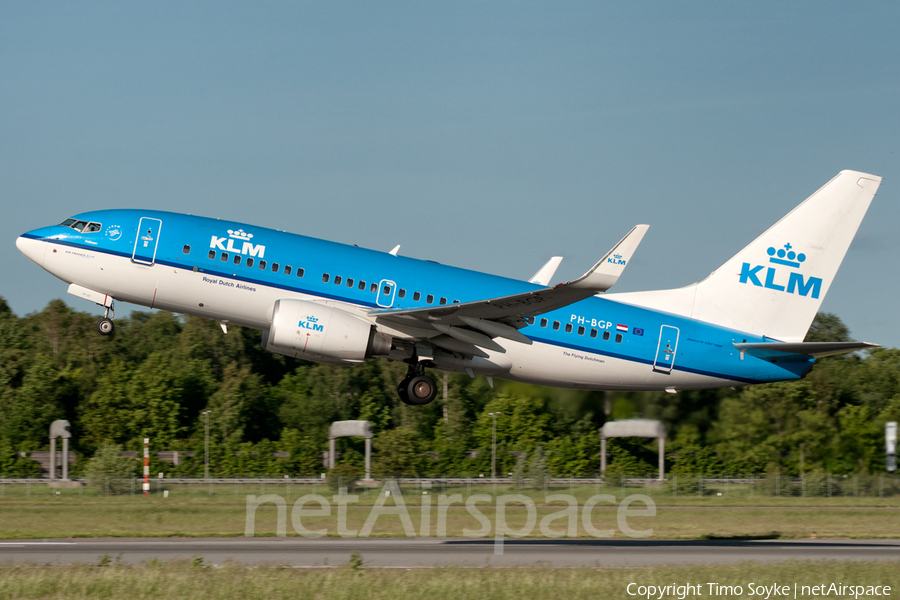 KLM - Royal Dutch Airlines Boeing 737-7K2 (PH-BGP) | Photo 27161
