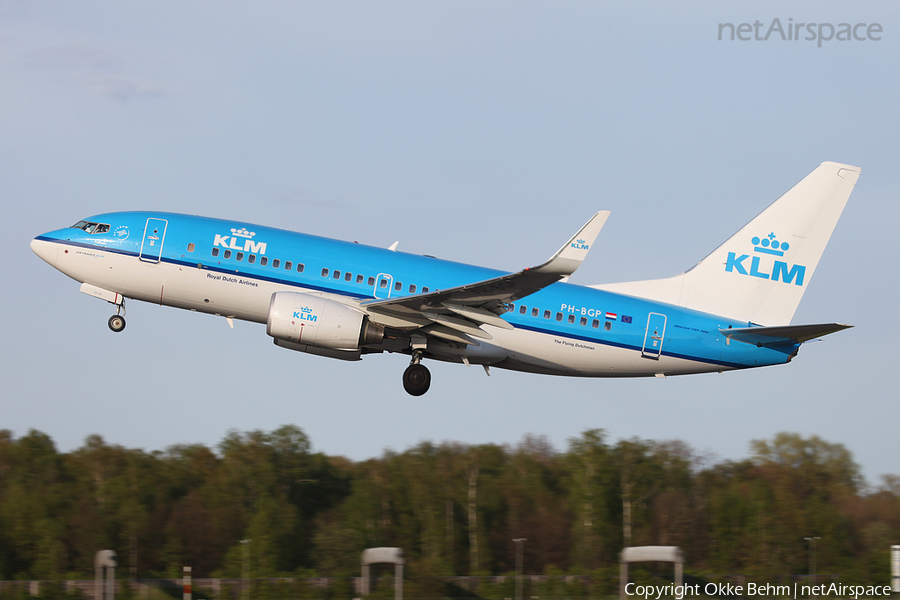 KLM - Royal Dutch Airlines Boeing 737-7K2 (PH-BGP) | Photo 39773