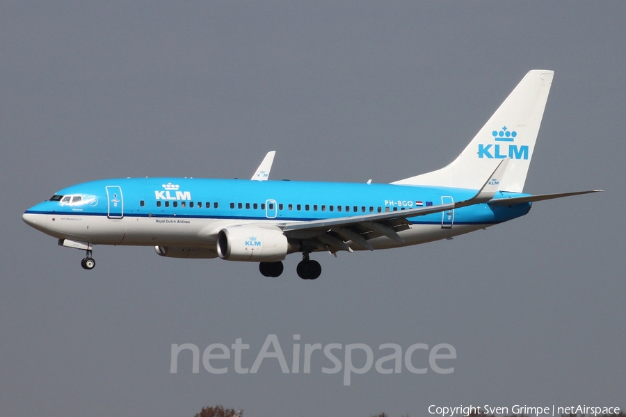 KLM - Royal Dutch Airlines Boeing 737-7K2 (PH-BGQ) | Photo 433262