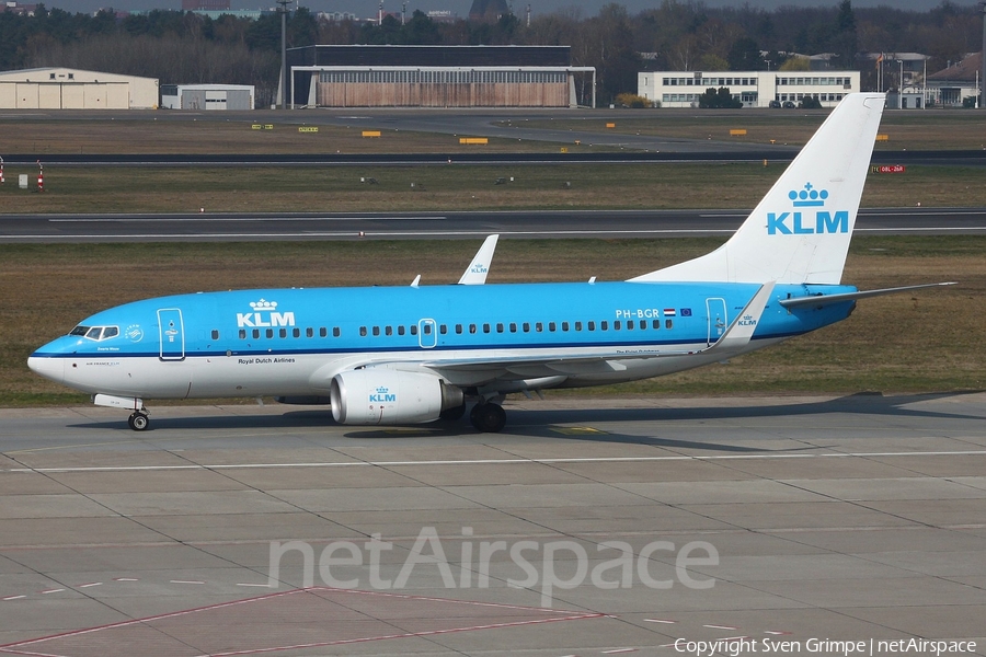 KLM - Royal Dutch Airlines Boeing 737-7K2 (PH-BGR) | Photo 44005