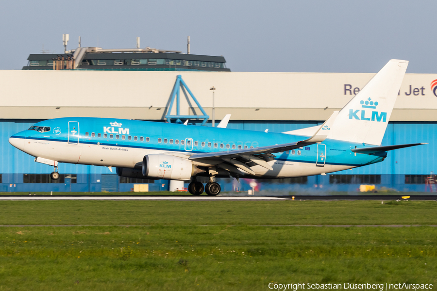 KLM - Royal Dutch Airlines Boeing 737-7K2 (PH-BGU) | Photo 320098
