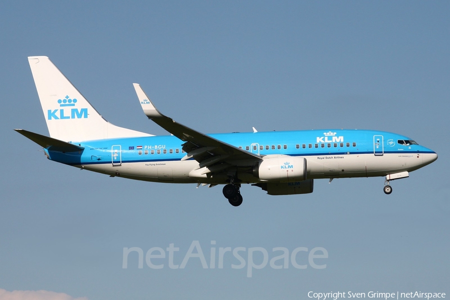 KLM - Royal Dutch Airlines Boeing 737-7K2 (PH-BGU) | Photo 27249