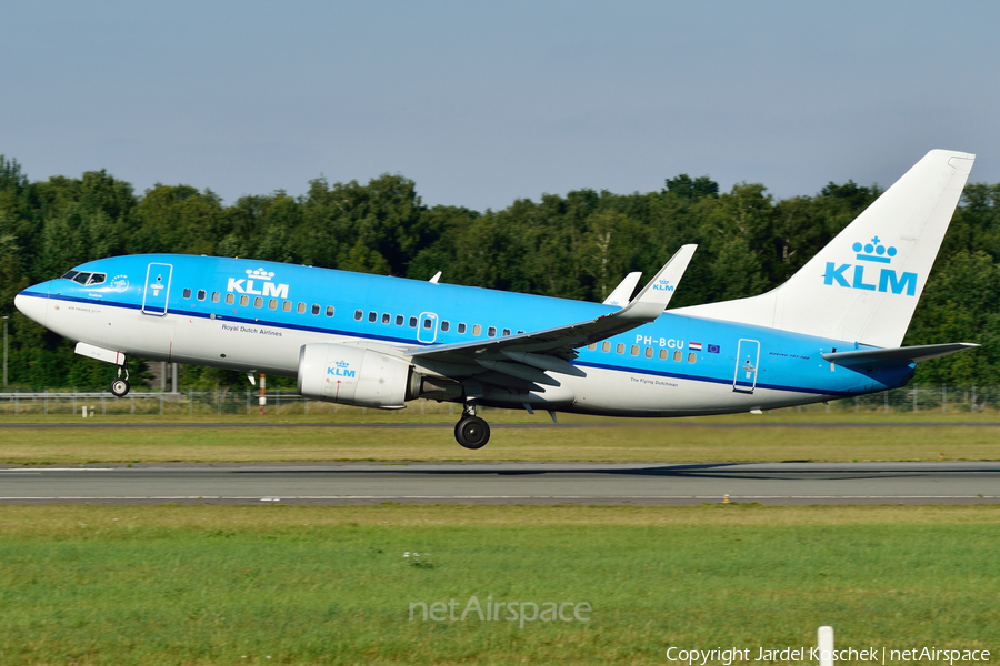 KLM - Royal Dutch Airlines Boeing 737-7K2 (PH-BGU) | Photo 259395