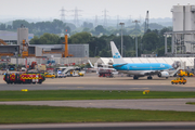 KLM - Royal Dutch Airlines Boeing 737-7K2 (PH-BGU) at  London - Heathrow, United Kingdom