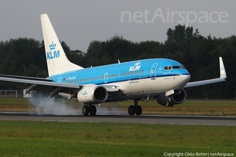 KLM - Royal Dutch Airlines Boeing 737-7K2 (PH-BGW) | Photo 72956