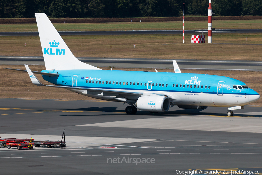 KLM - Royal Dutch Airlines Boeing 737-7K2 (PH-BGX) | Photo 524288