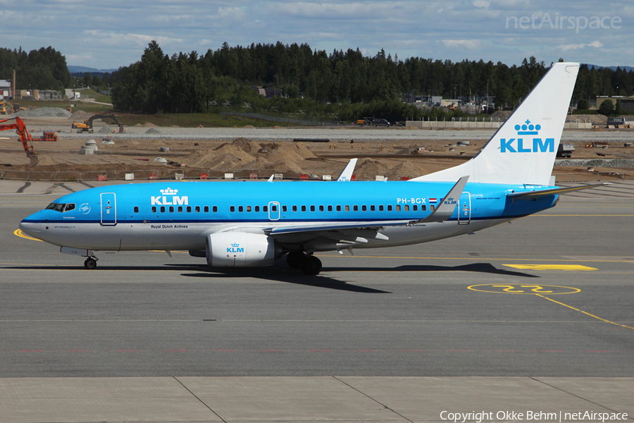KLM - Royal Dutch Airlines Boeing 737-7K2 (PH-BGX) | Photo 52967