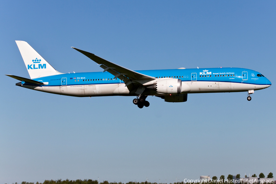 KLM - Royal Dutch Airlines Boeing 787-9 Dreamliner (PH-BHA) | Photo 479798