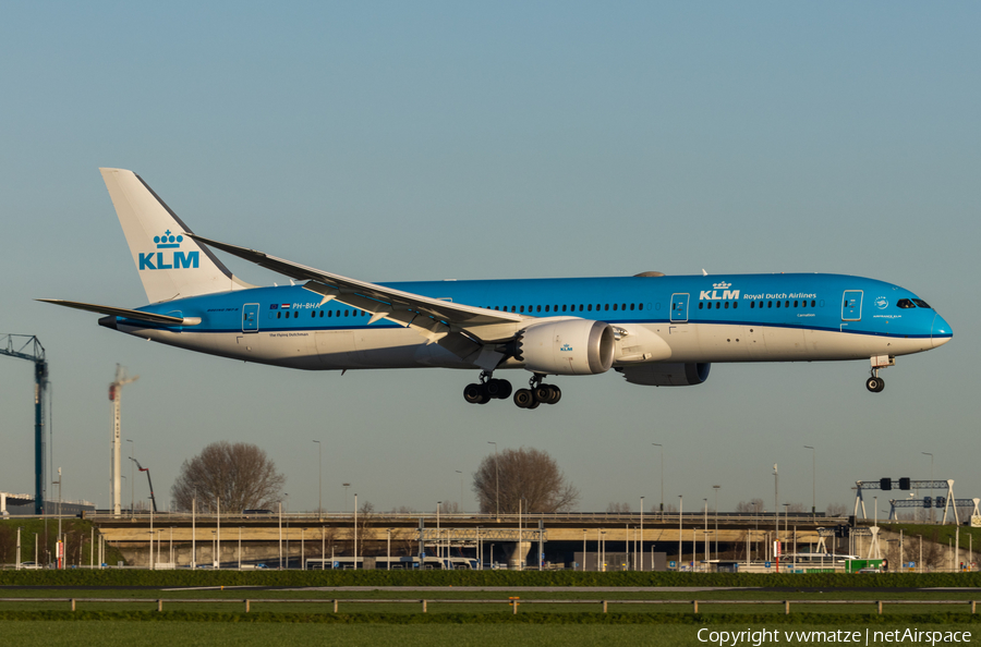 KLM - Royal Dutch Airlines Boeing 787-9 Dreamliner (PH-BHA) | Photo 562561