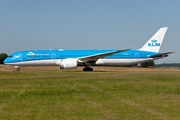 KLM - Royal Dutch Airlines Boeing 787-9 Dreamliner (PH-BHC) at  Amsterdam - Schiphol, Netherlands