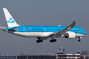 KLM - Royal Dutch Airlines Boeing 787-9 Dreamliner (PH-BHC) at  Amsterdam - Schiphol, Netherlands